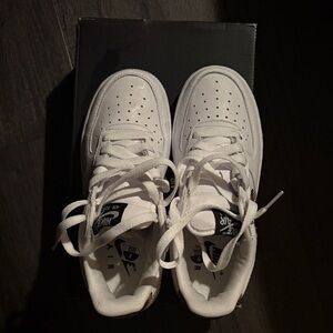 Nike Kids White and Black Sneakers